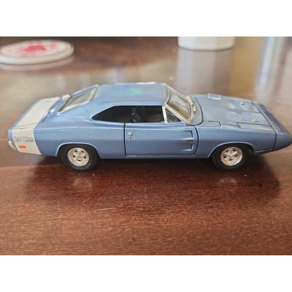 Testors 1969 Dodge Charger Daytona Blue 1:43 Scale Diecast - missing rear wing